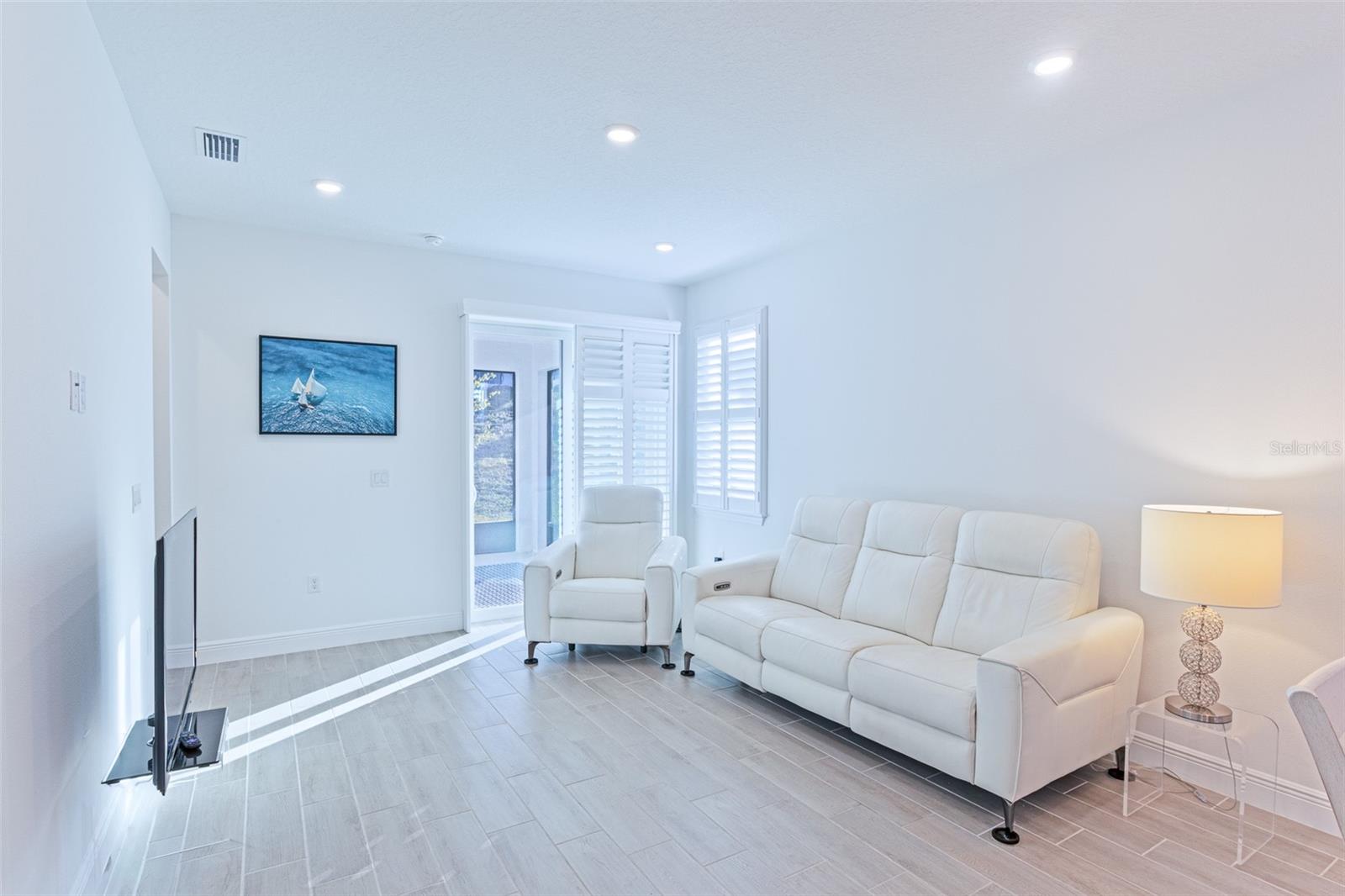 Image 13 of 54 For 2221 Juniper Berry Drive