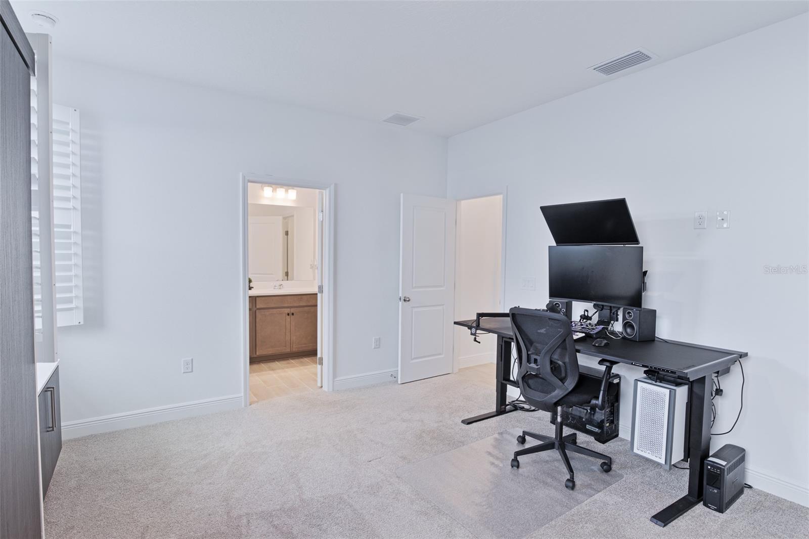 Image 18 of 54 For 2221 Juniper Berry Drive