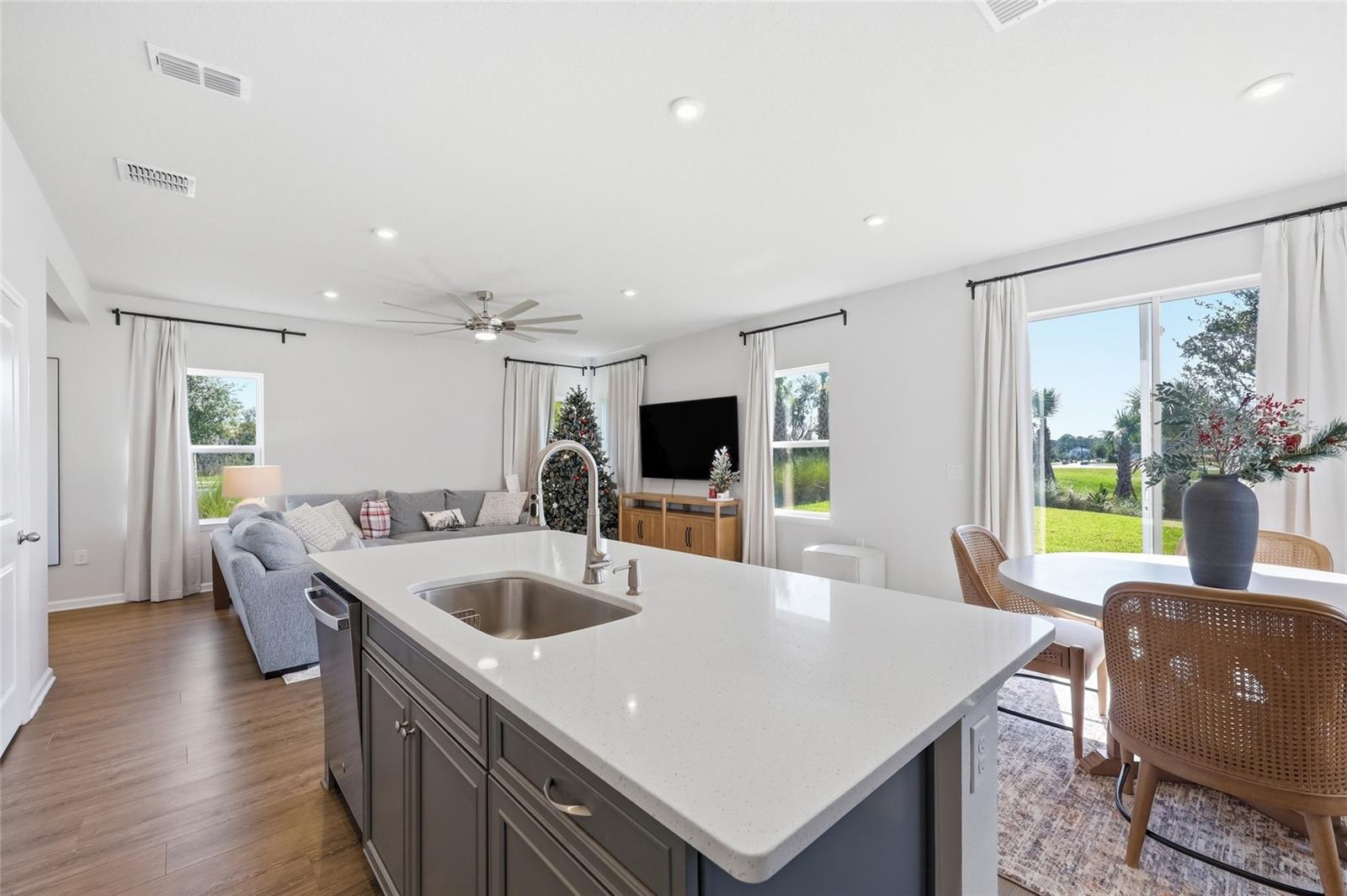 Image 18 of 45 For 5000 Bear Lake Loop