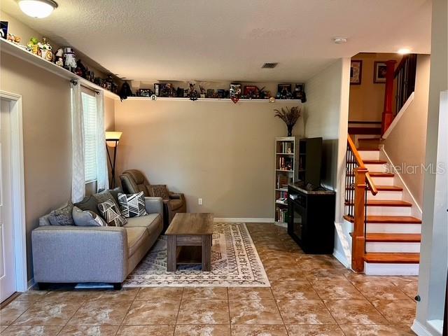 Image 11 of 37 For 14801 Evergreen Oak Loop