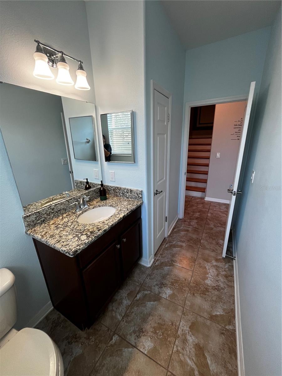 Image 25 of 37 For 14801 Evergreen Oak Loop