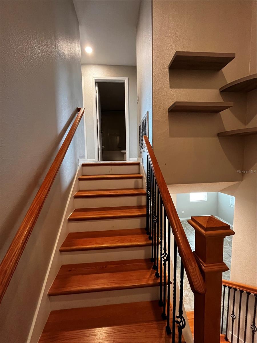 Image 31 of 37 For 14801 Evergreen Oak Loop