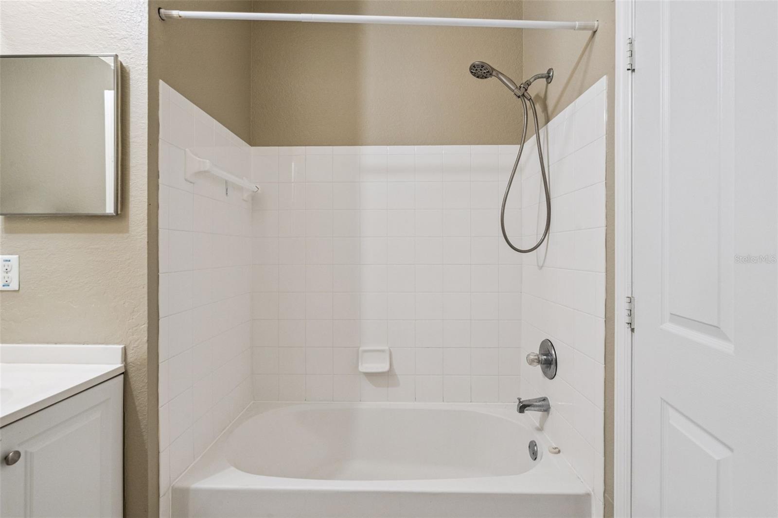 Image 22 of 52 For 2651 Maitland Crossing Way 103