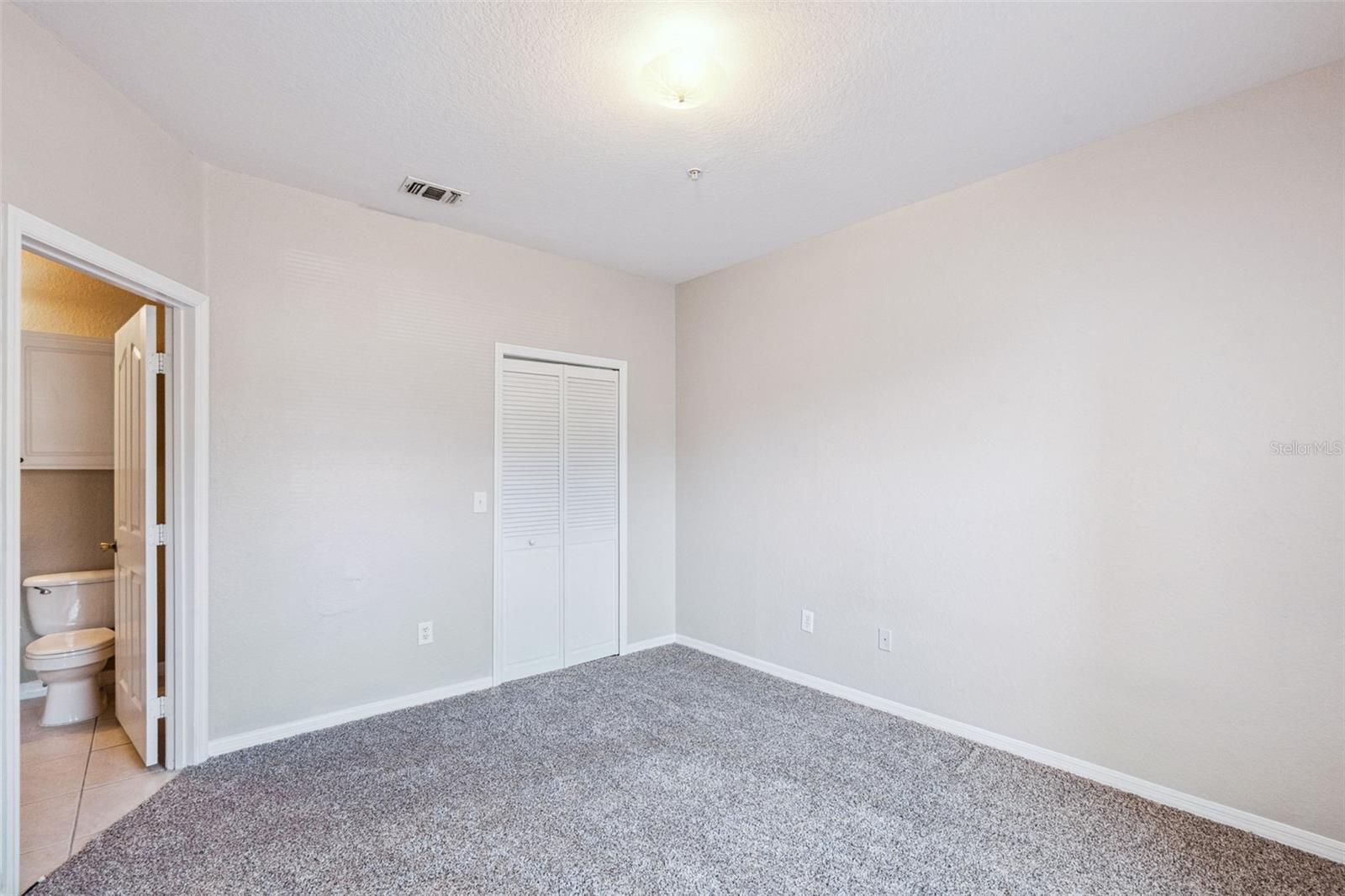 Image 24 of 52 For 2651 Maitland Crossing Way 103