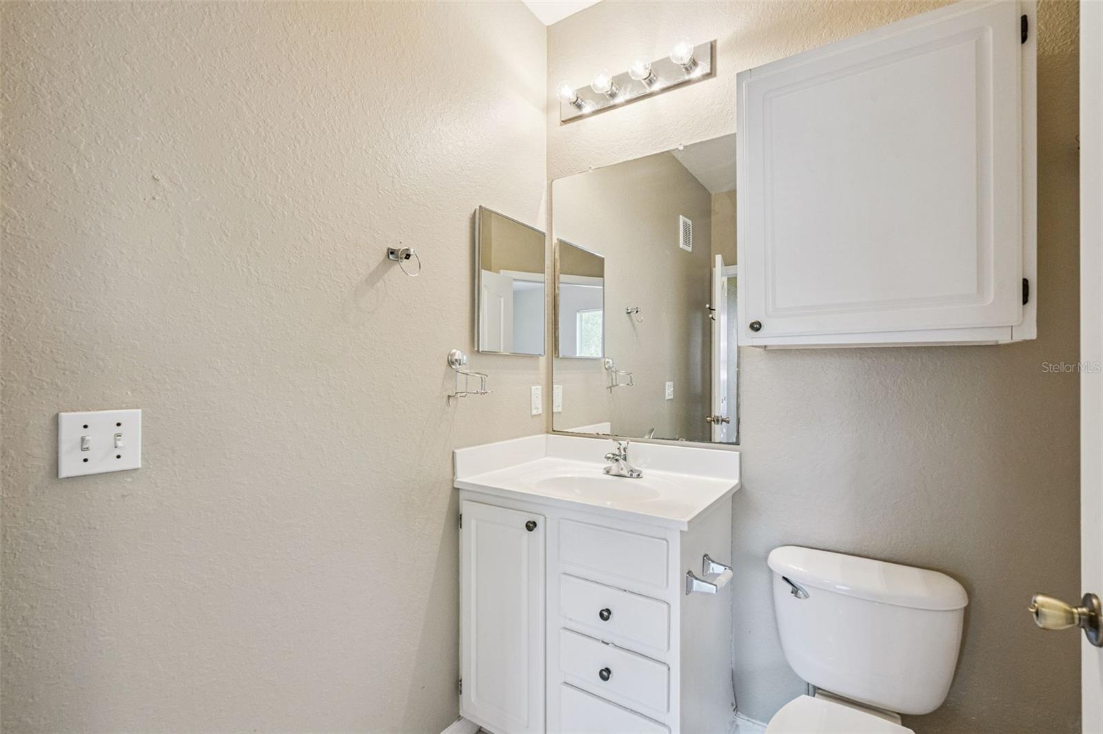 Image 28 of 52 For 2651 Maitland Crossing Way 103