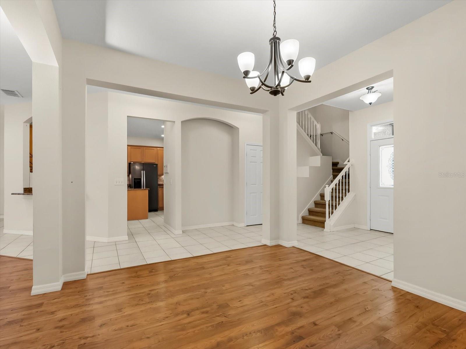 Image 12 of 43 For 5471 Glen Oak Place