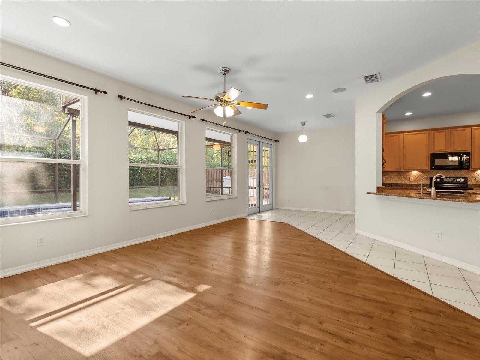 Image 14 of 43 For 5471 Glen Oak Place