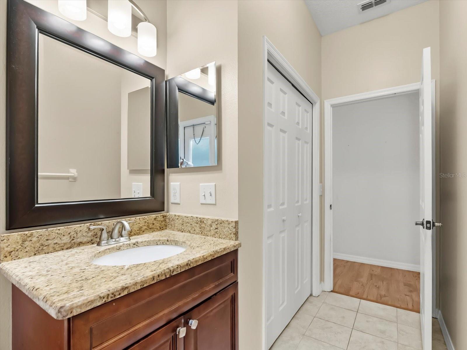 Image 24 of 43 For 5471 Glen Oak Place