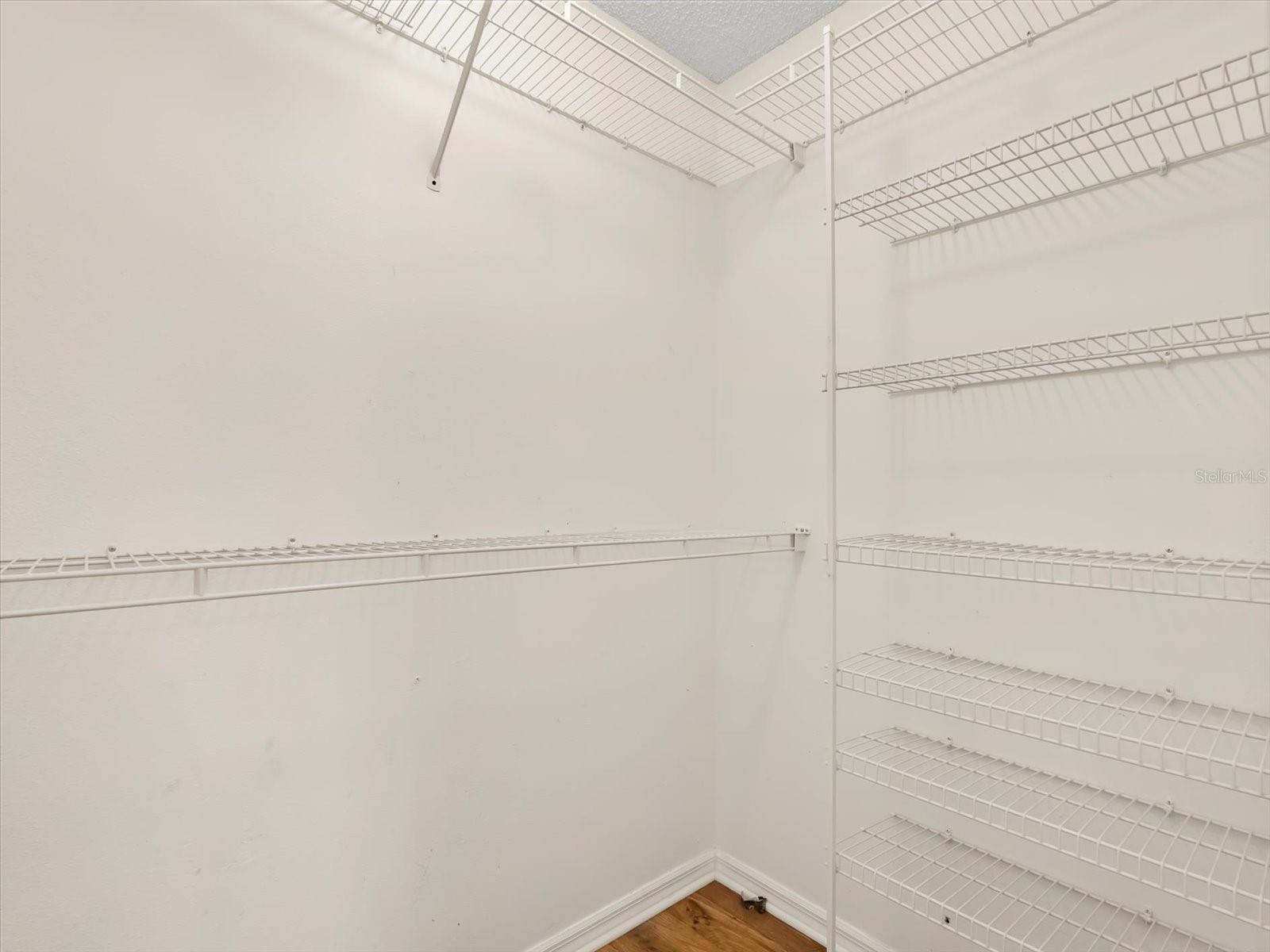 Image 34 of 43 For 5471 Glen Oak Place