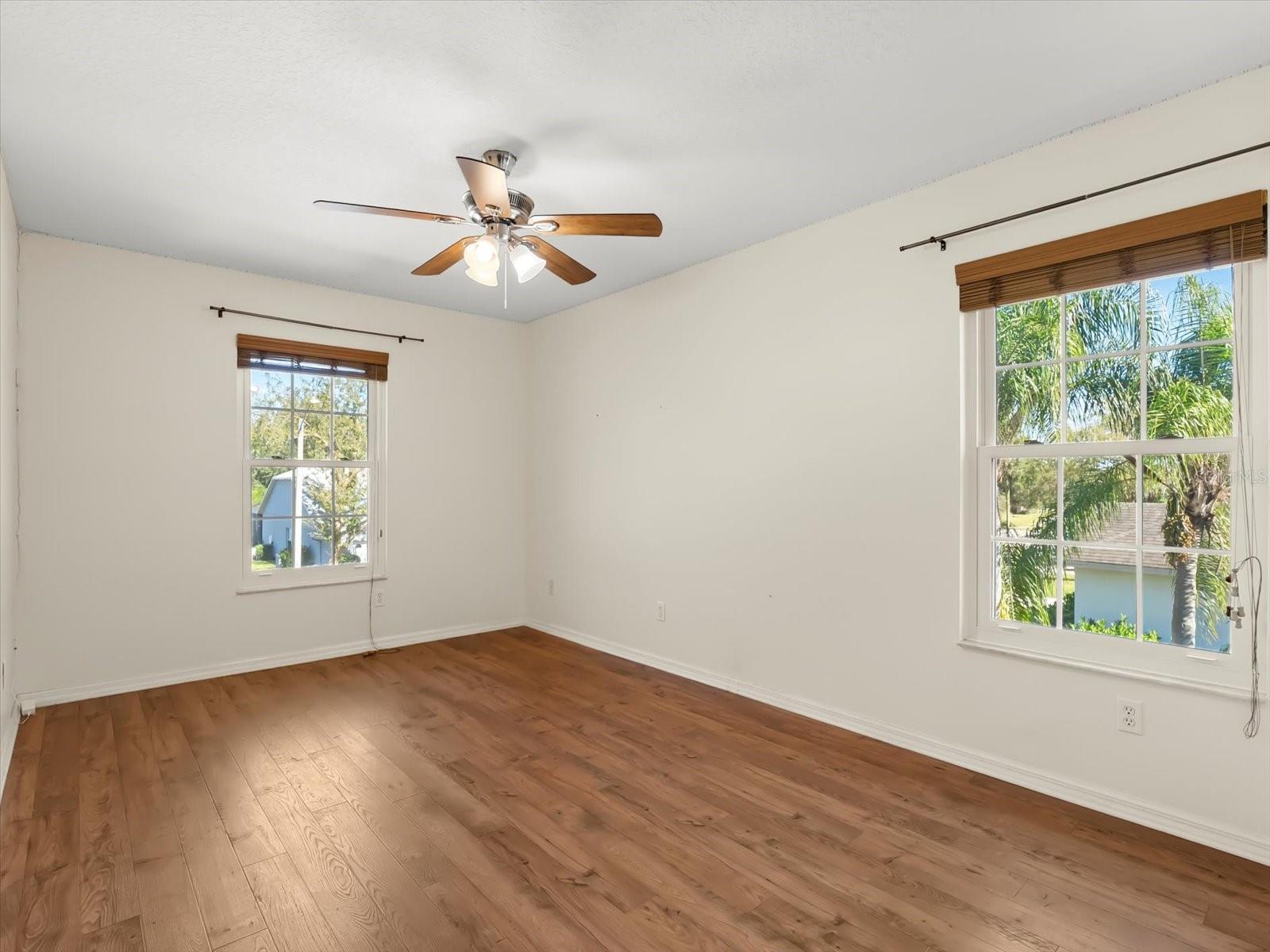 Image 35 of 43 For 5471 Glen Oak Place