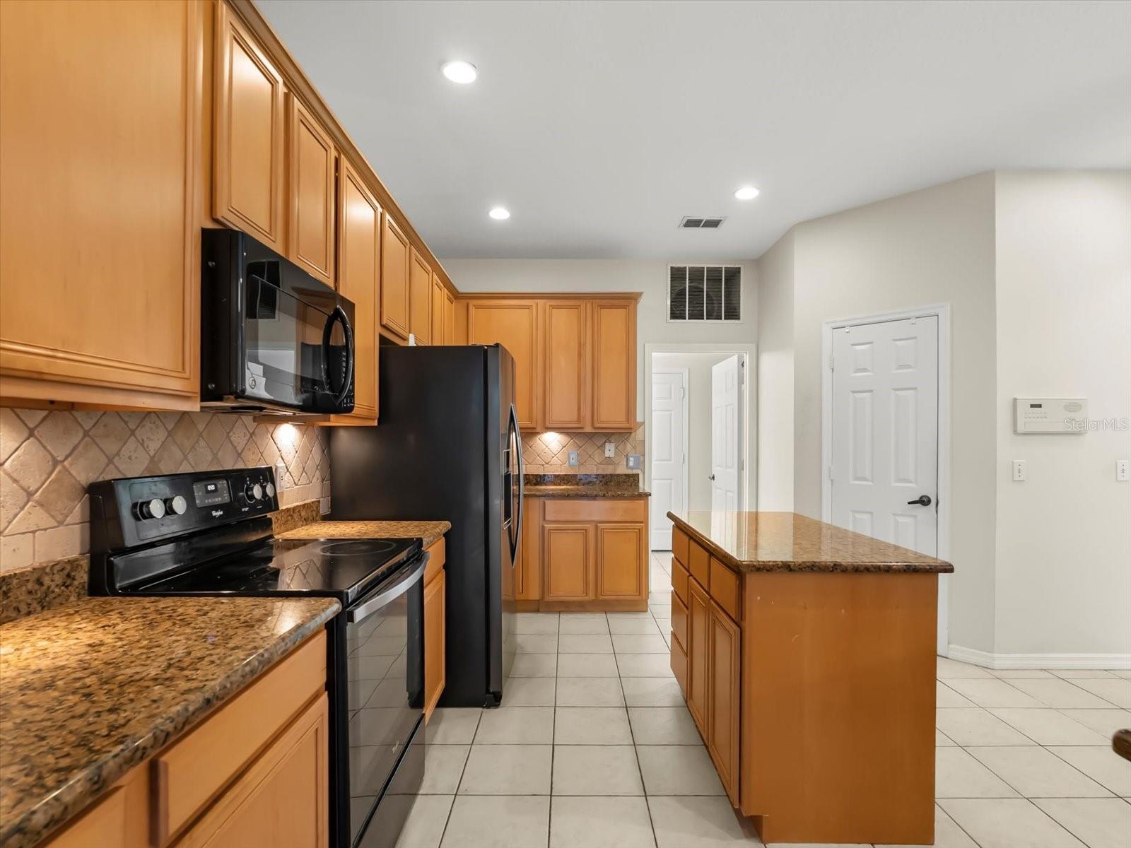 Image 4 of 43 For 5471 Glen Oak Place