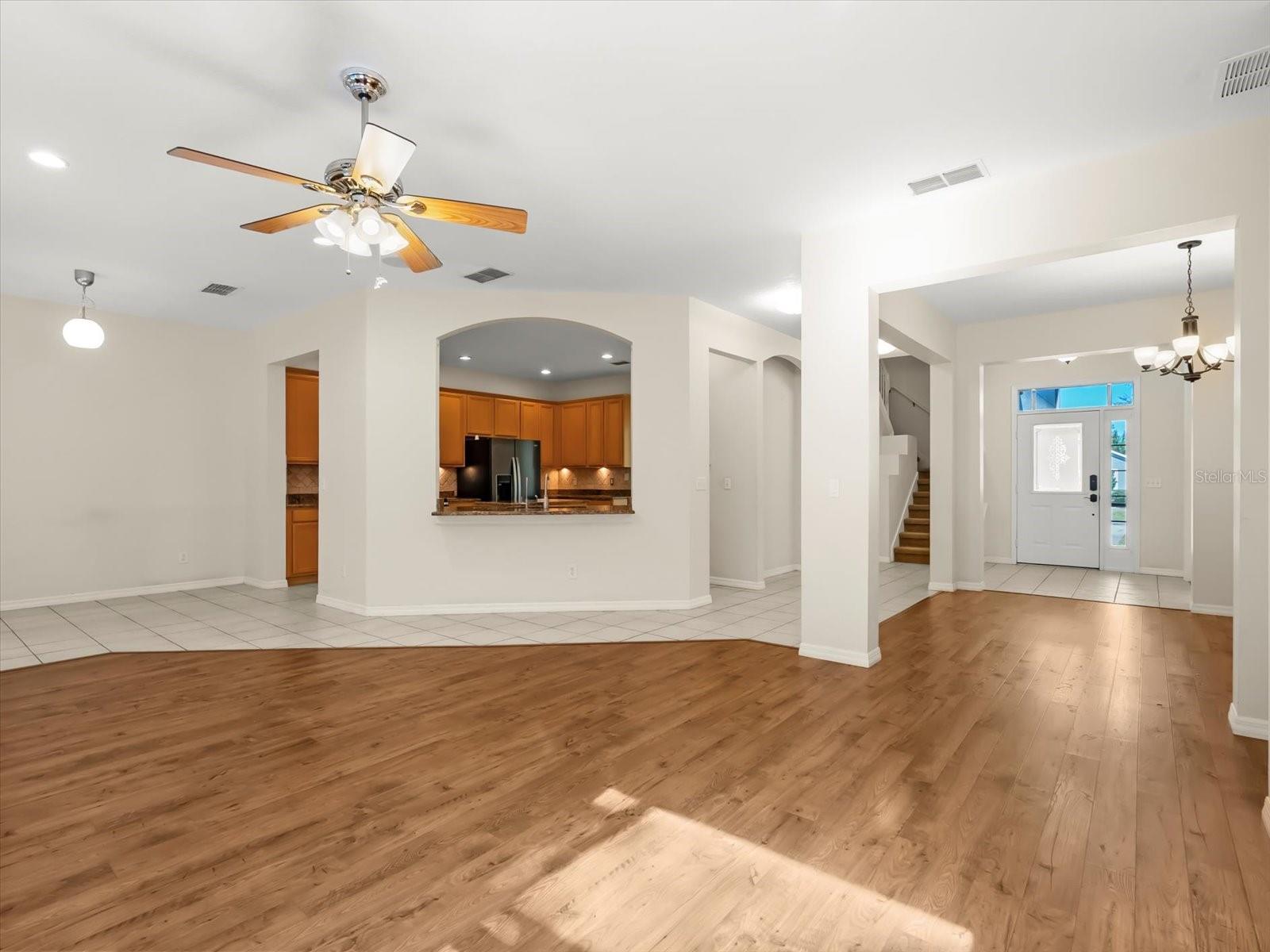 Image 6 of 43 For 5471 Glen Oak Place