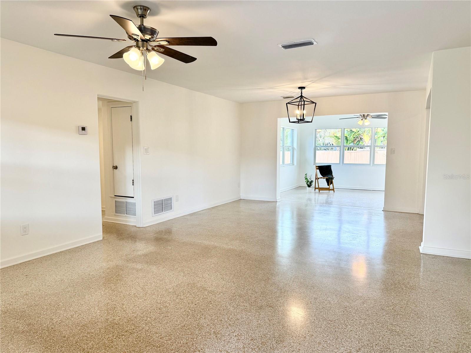 Image 5 of 31 For 431 Page Street