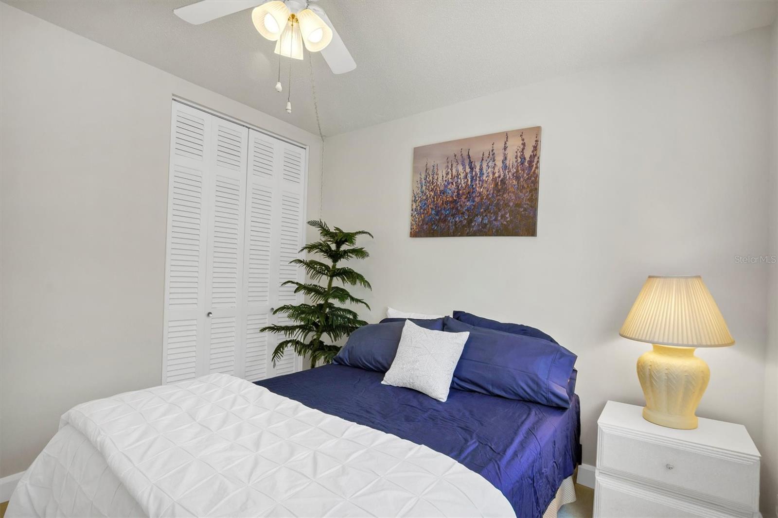 Image 16 of 26 For 1600 Lake Parker Drive D5