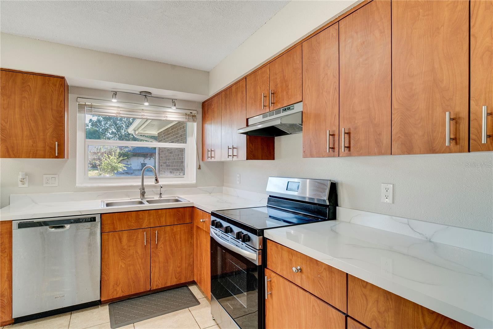 Image 12 of 35 For 1436 Coluso Drive