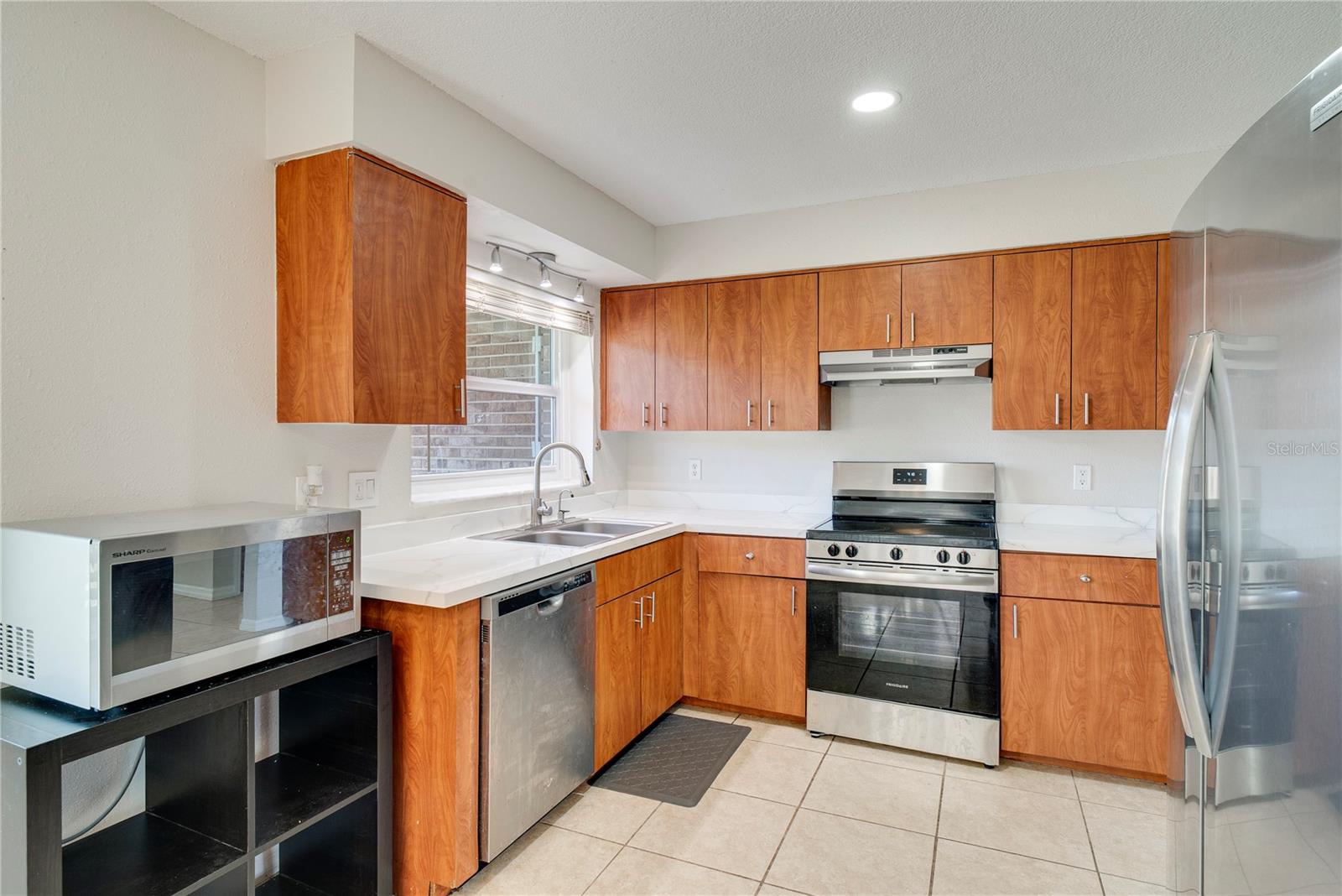 Image 14 of 35 For 1436 Coluso Drive