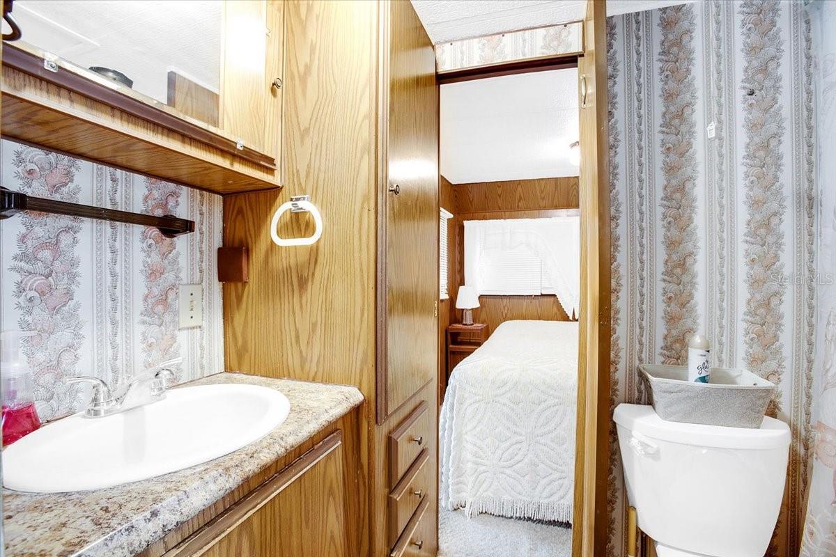 Image 20 of 36 For 237 Palm Crest Lane