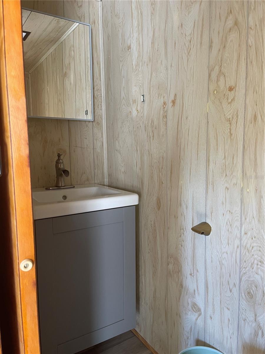 Image 26 of 36 For 237 Palm Crest Lane