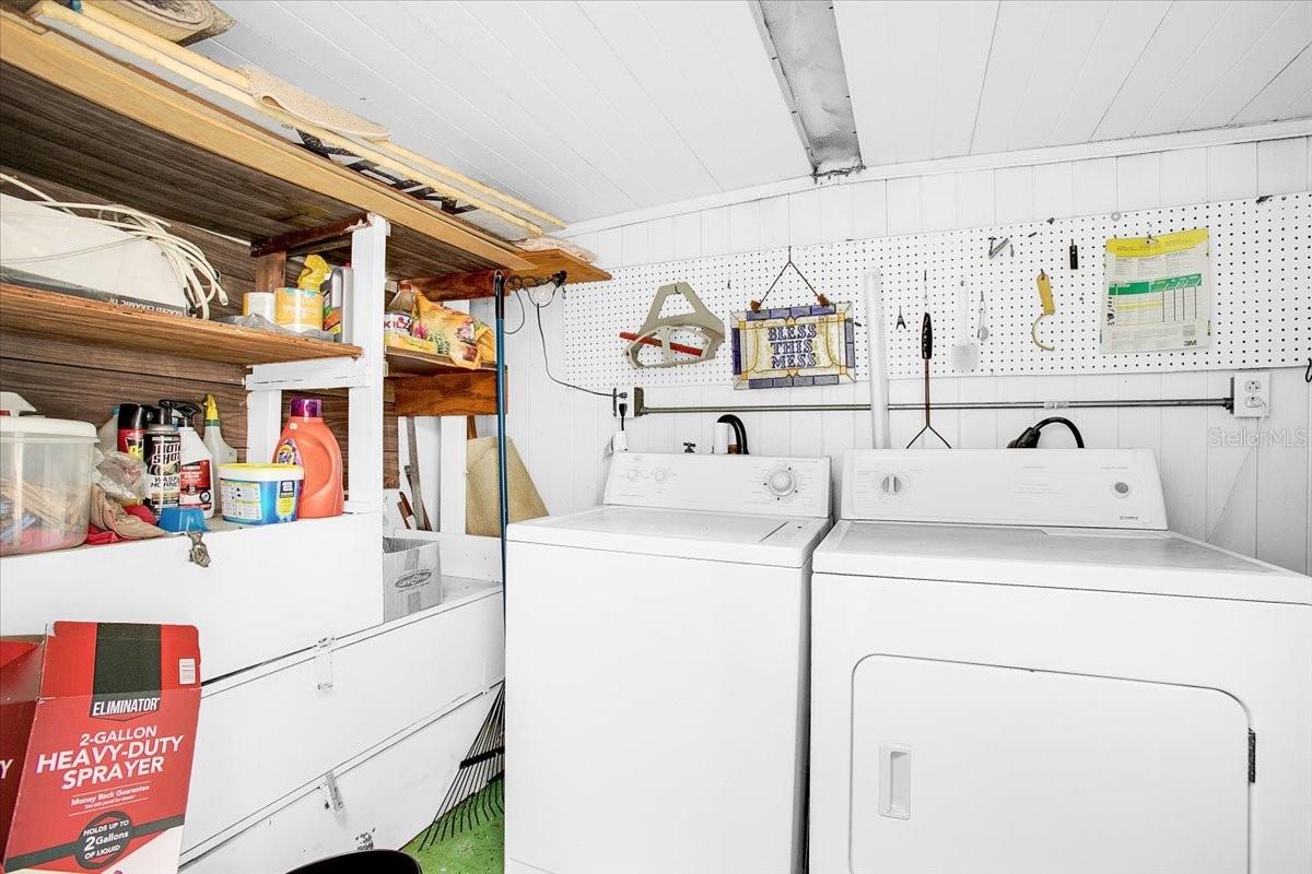 Image 29 of 36 For 237 Palm Crest Lane