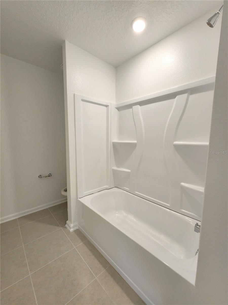 Image 20 of 51 For 1227 Belle Isle Lane