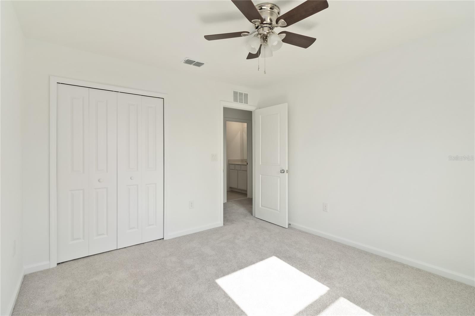 Image 40 of 51 For 1227 Belle Isle Lane