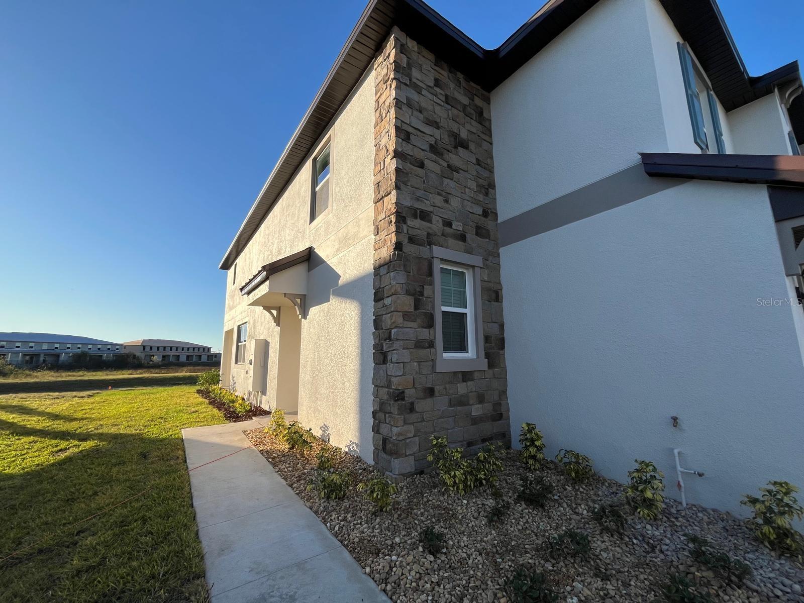 Image 2 of 21 For 10137 Honey Hammock Way