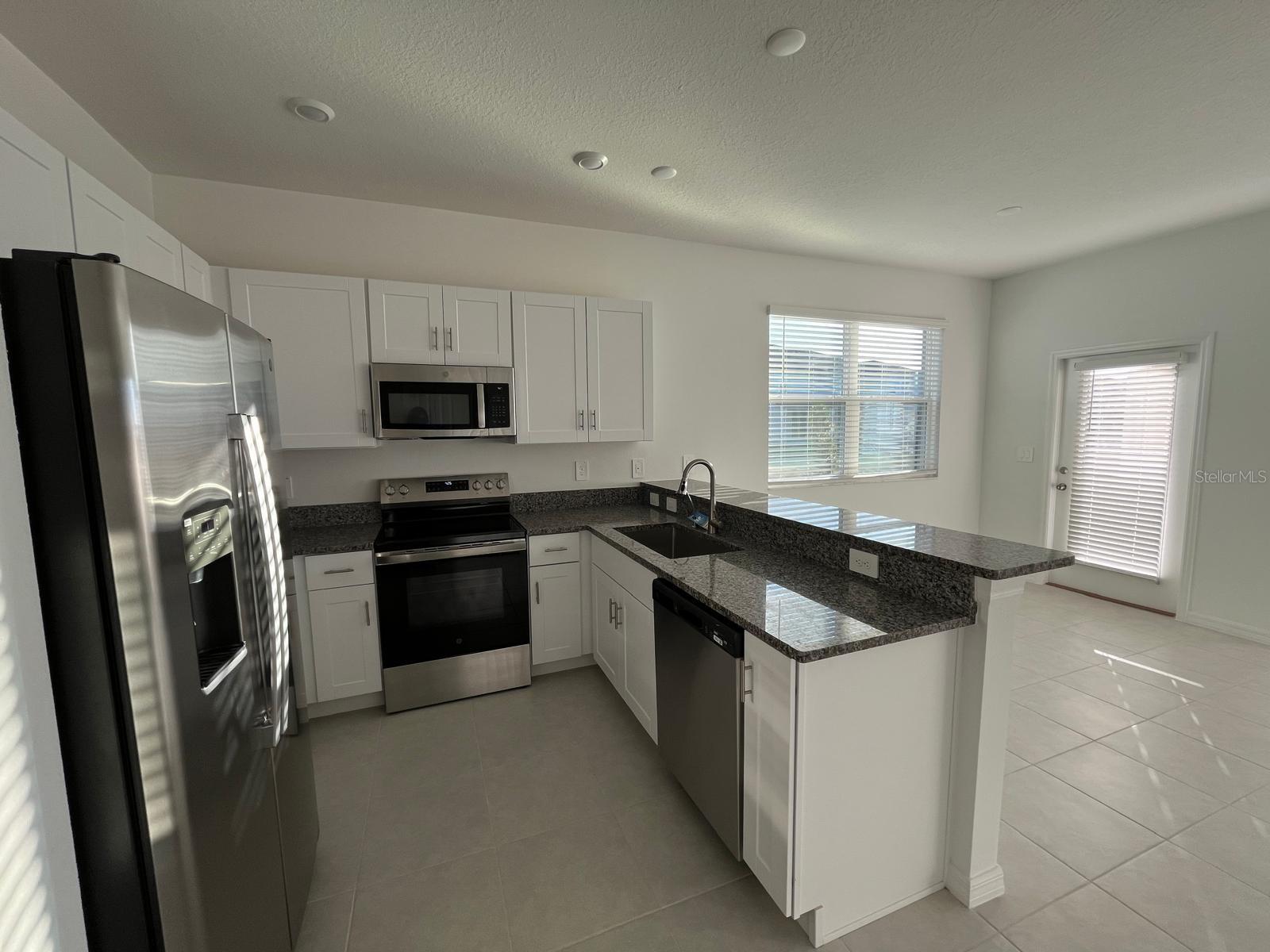 Image 4 of 21 For 10137 Honey Hammock Way