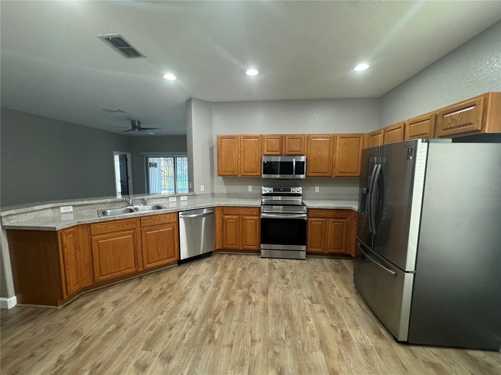 Image 10 of 35 For 2804 Roccella Court