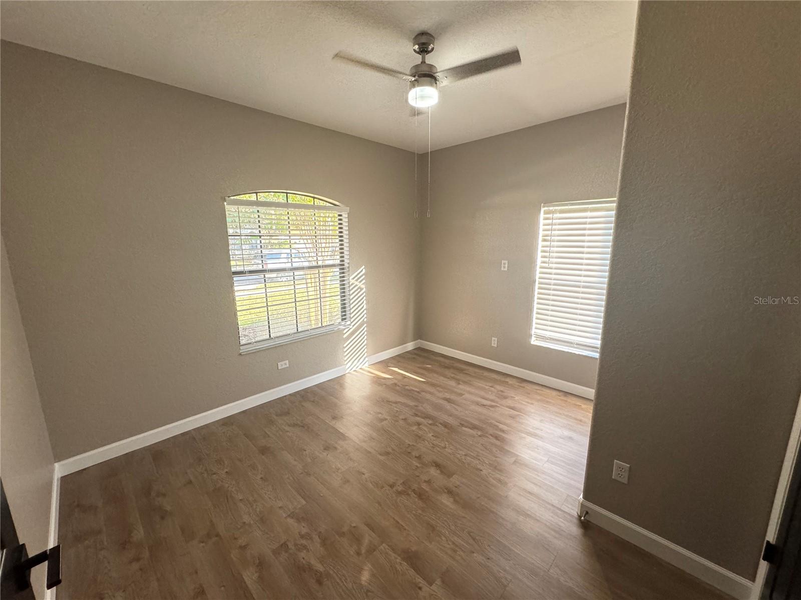 Image 19 of 35 For 2804 Roccella Court