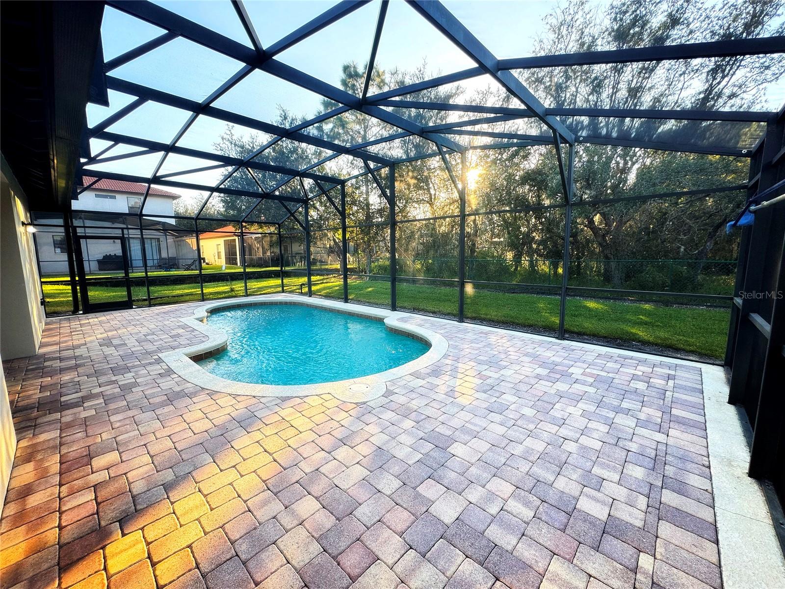 Image 25 of 35 For 2804 Roccella Court