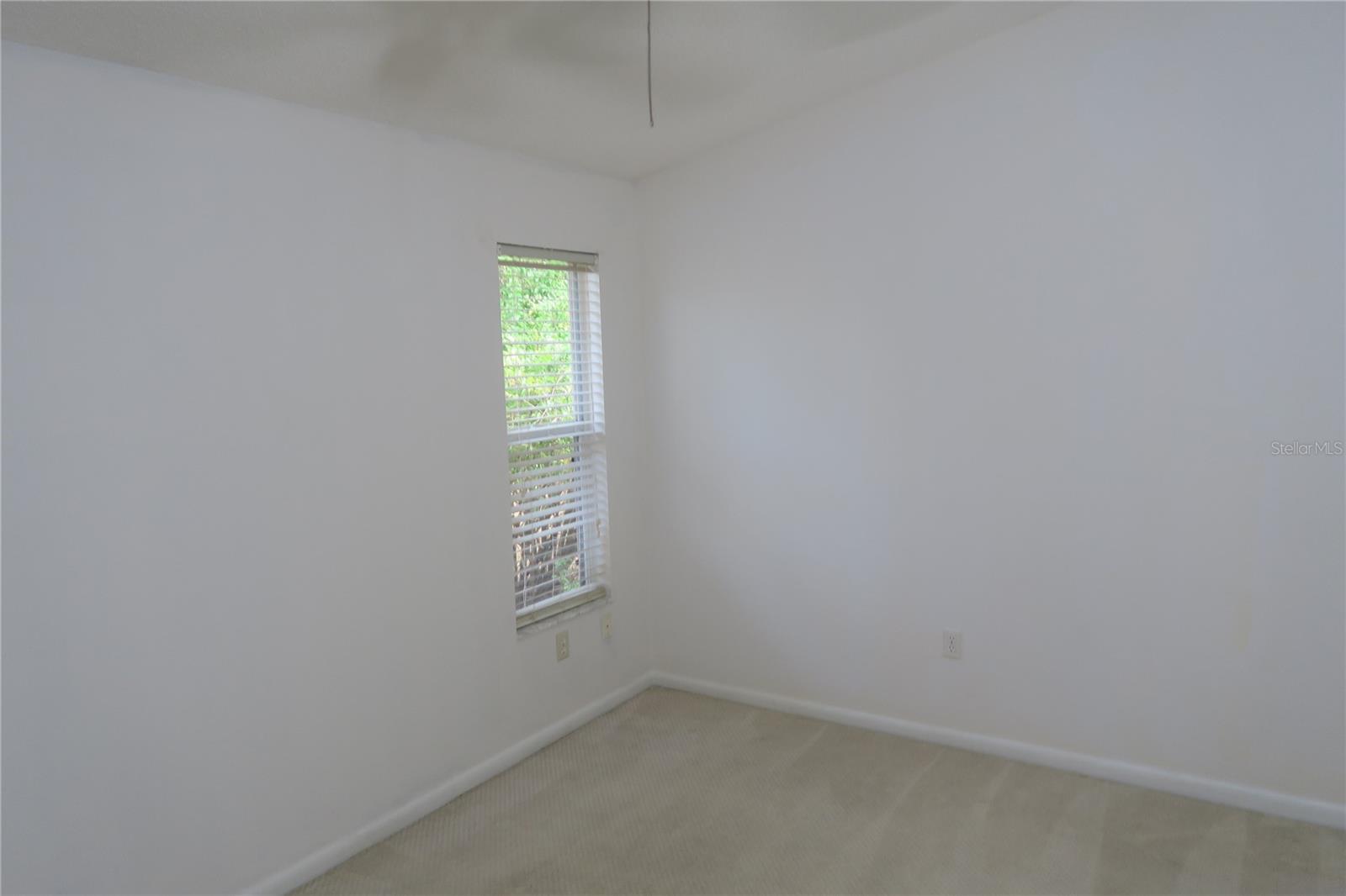 Image 22 of 72 For 32512 Oak Park Drive