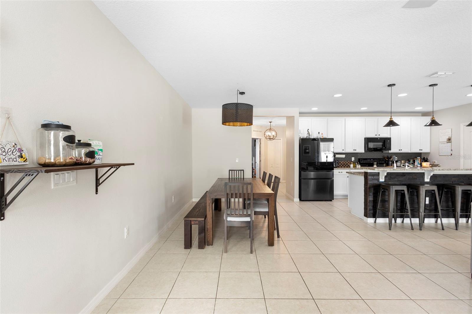 Image 16 of 43 For 318 Briarbrook Lane