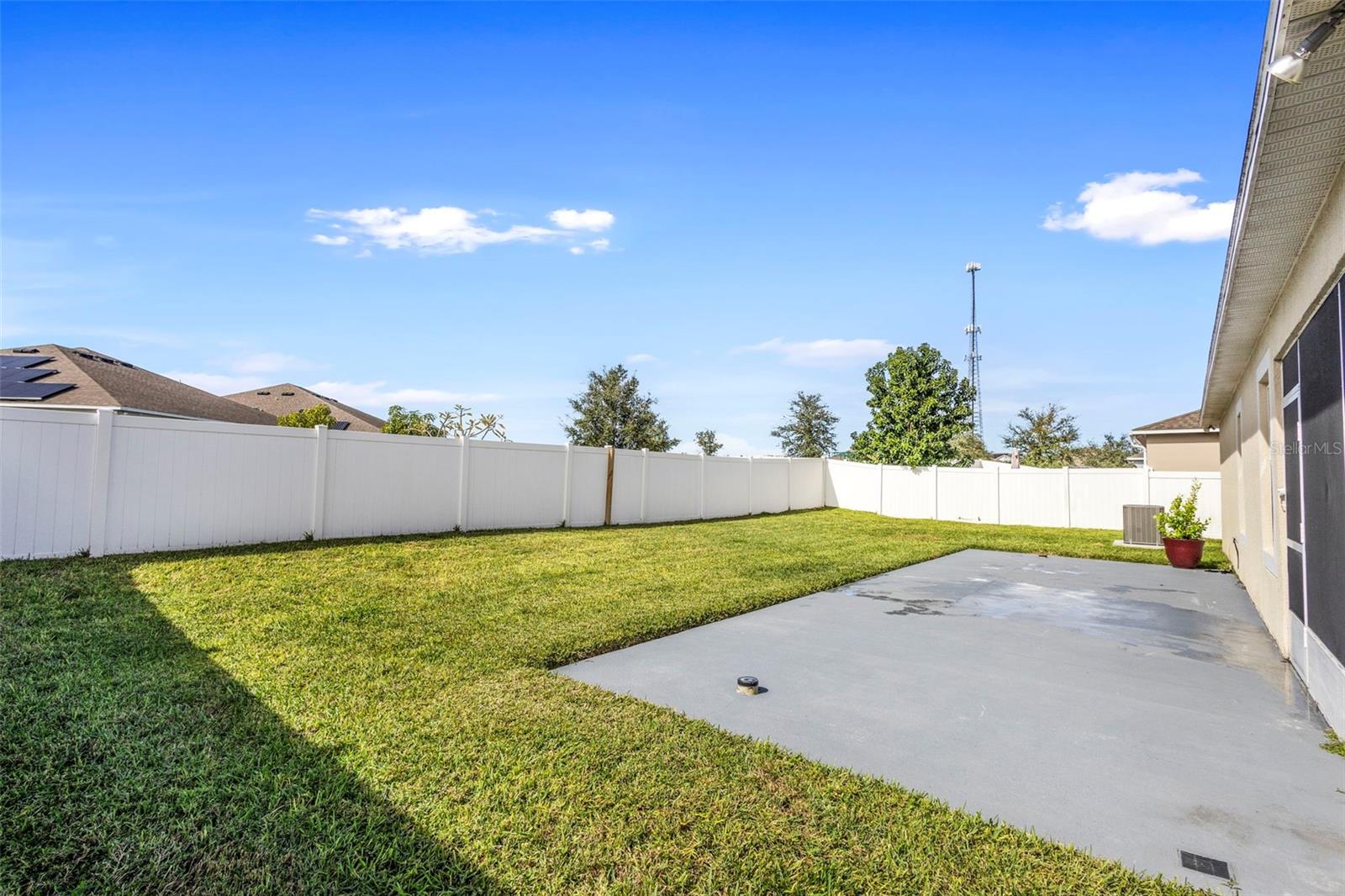 Image 6 of 43 For 318 Briarbrook Lane