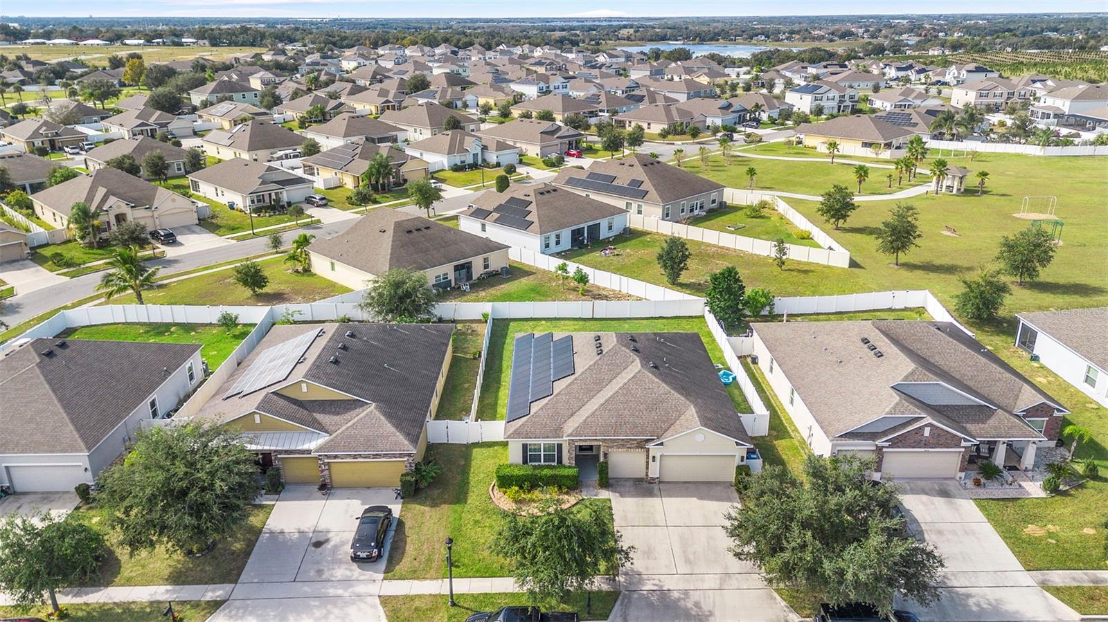 Image 9 of 43 For 318 Briarbrook Lane