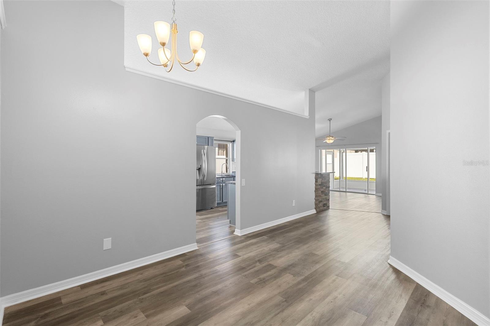 Image 13 of 32 For 110 Weathersfield Avenue