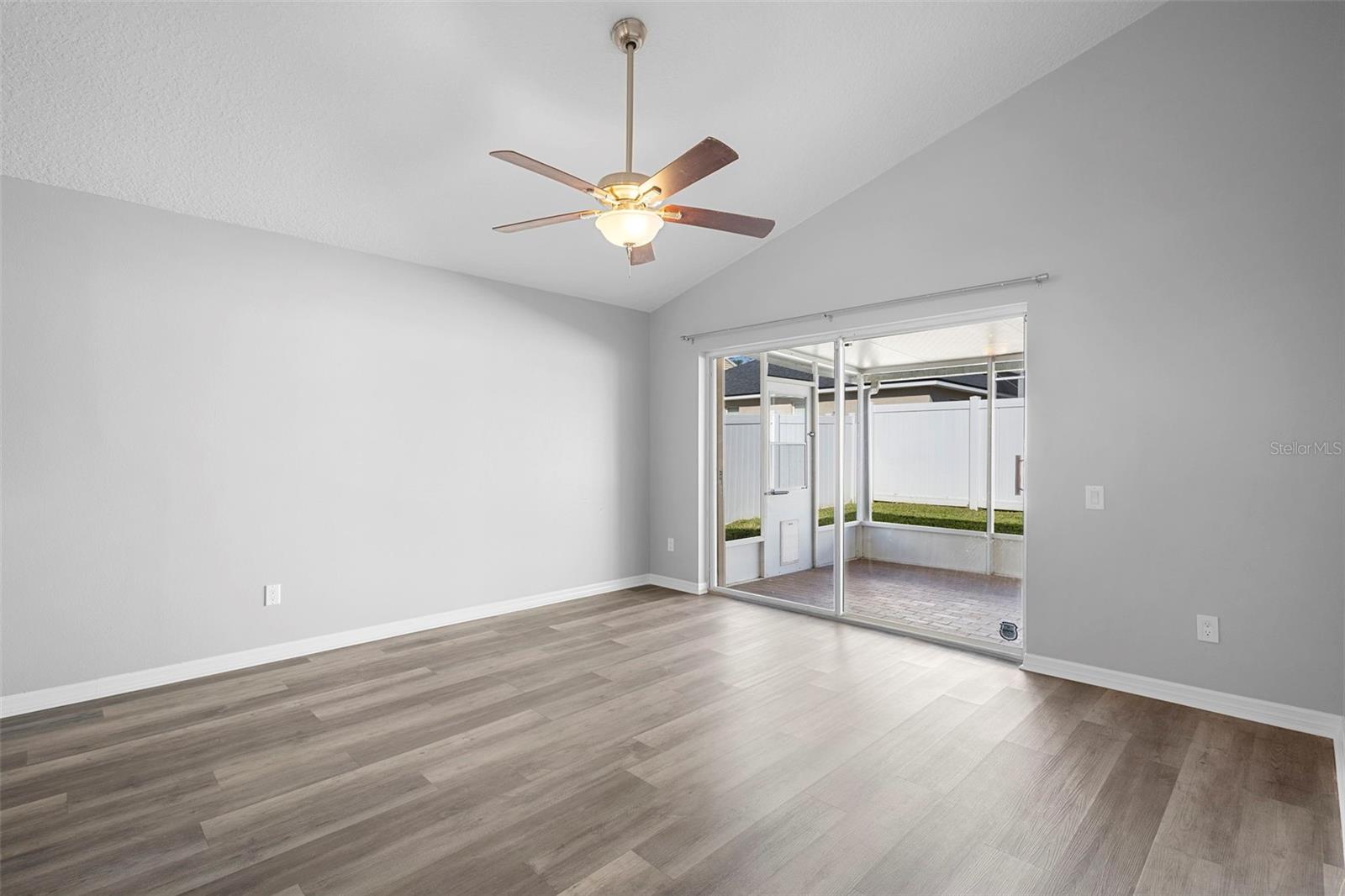 Image 28 of 32 For 110 Weathersfield Avenue