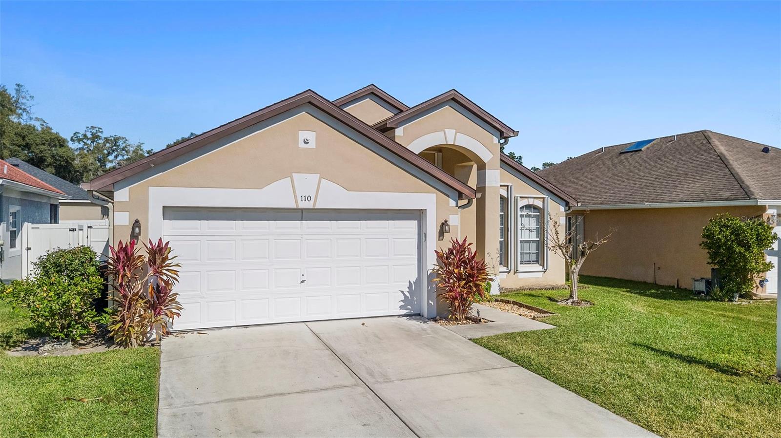 Image 8 of 32 For 110 Weathersfield Avenue