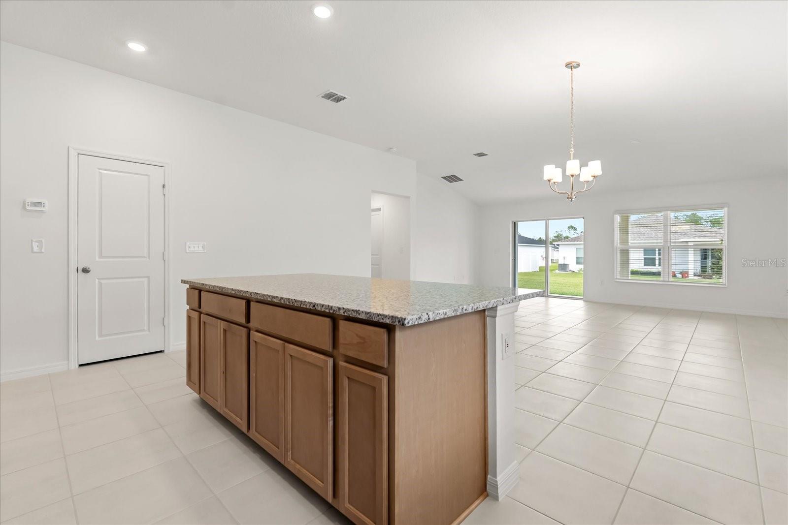 Image 6 of 17 For 5711 Thalia Road