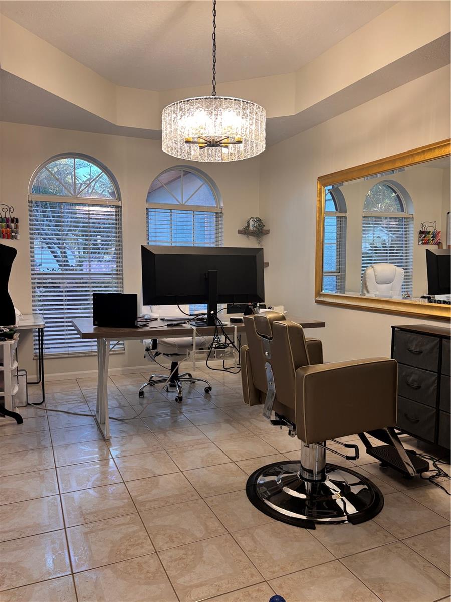 Image 10 of 57 For 4825 Charowen Drive