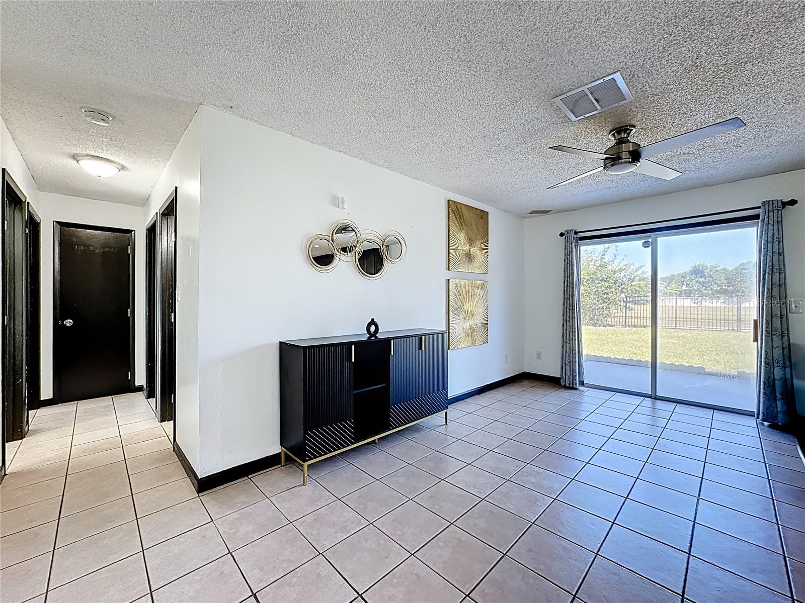 Image 15 of 37 For 1537 Colony Avenue