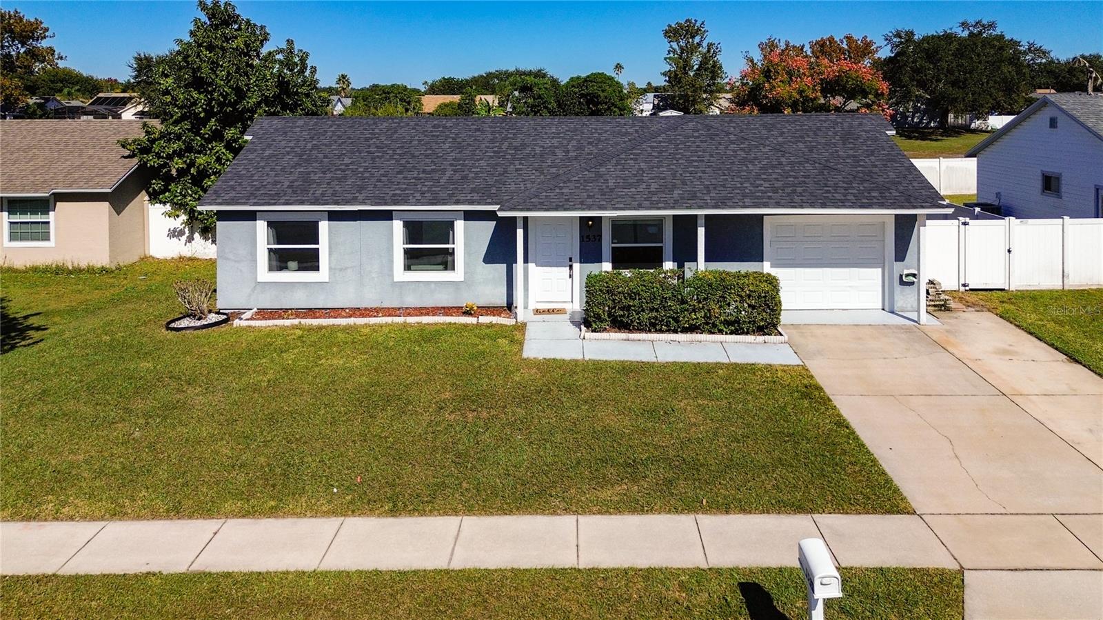 Image 2 of 37 For 1537 Colony Avenue