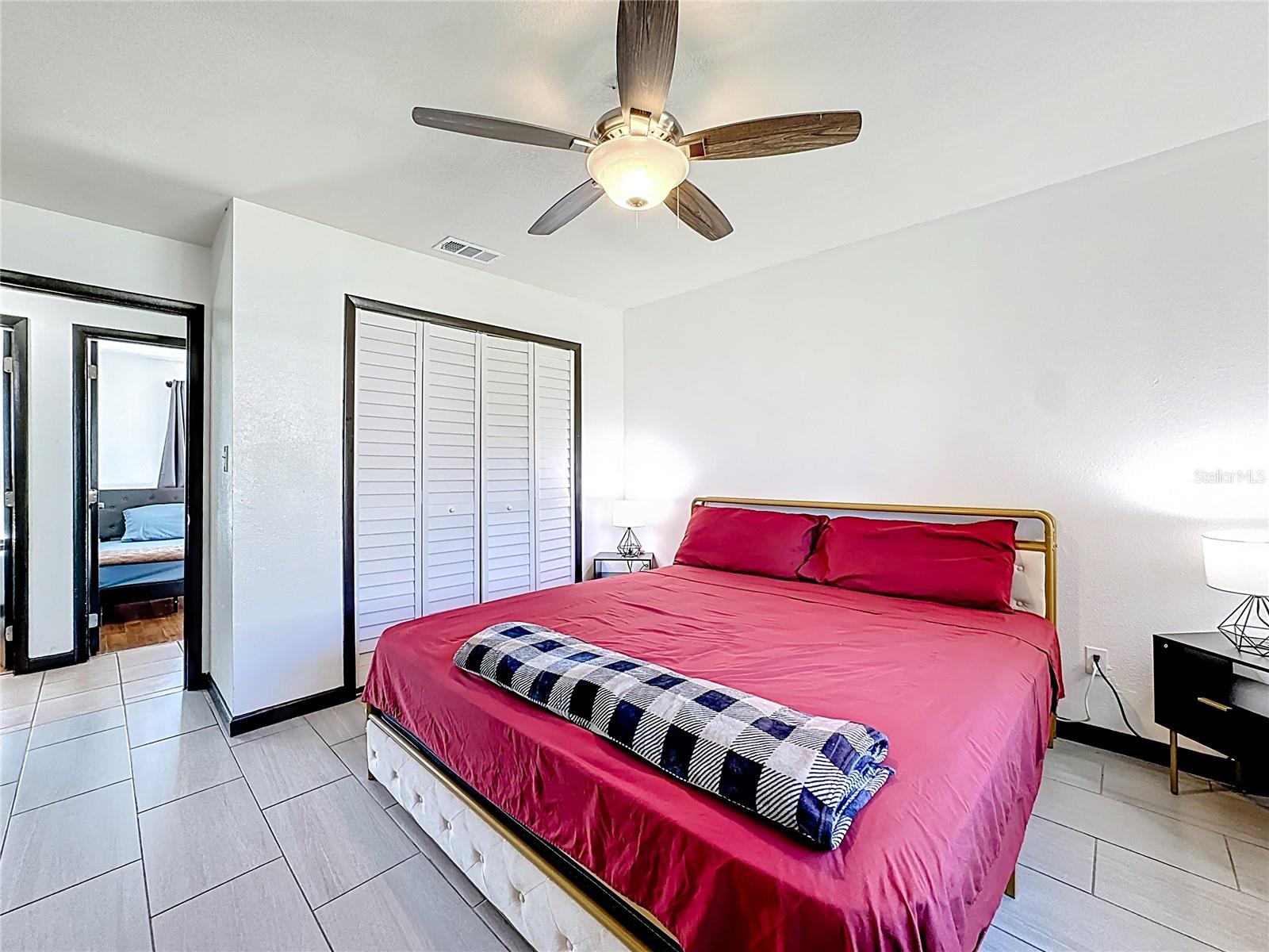 Image 20 of 37 For 1537 Colony Avenue