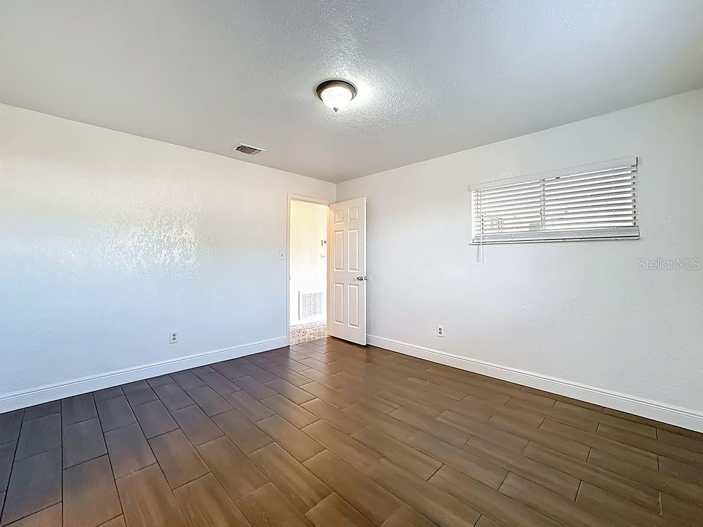 Image 25 of 44 For 9325 Larette Drive