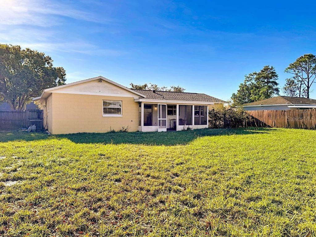 Image 42 of 44 For 9325 Larette Drive