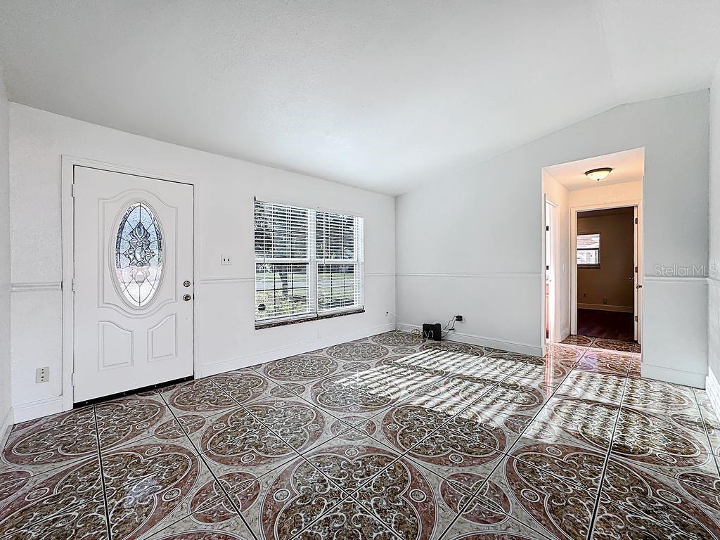 Image 9 of 44 For 9325 Larette Drive