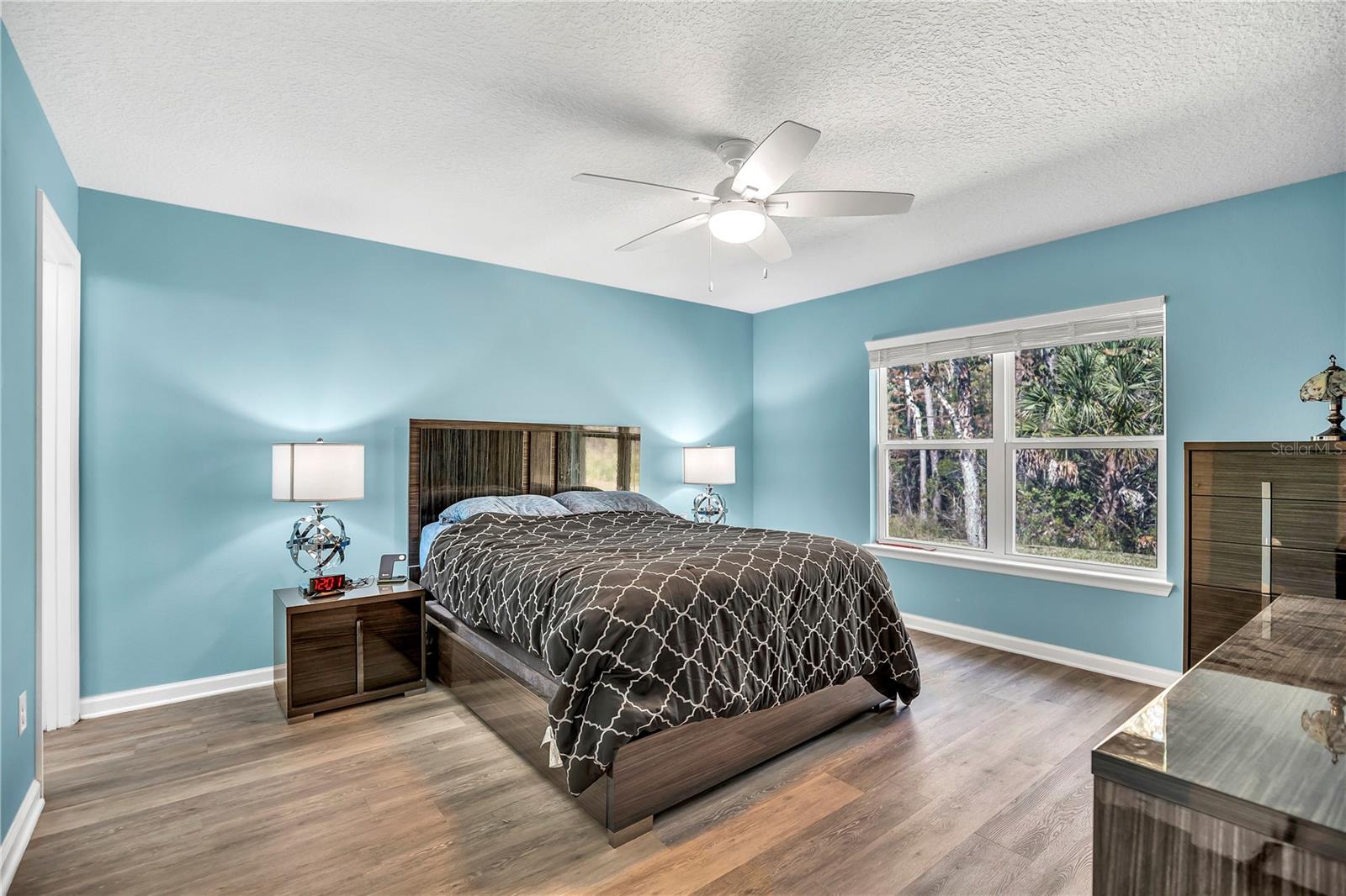 Image 10 of 25 For 73 Pergola Place