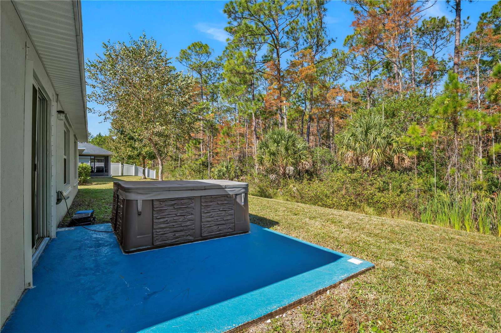 Image 17 of 25 For 73 Pergola Place