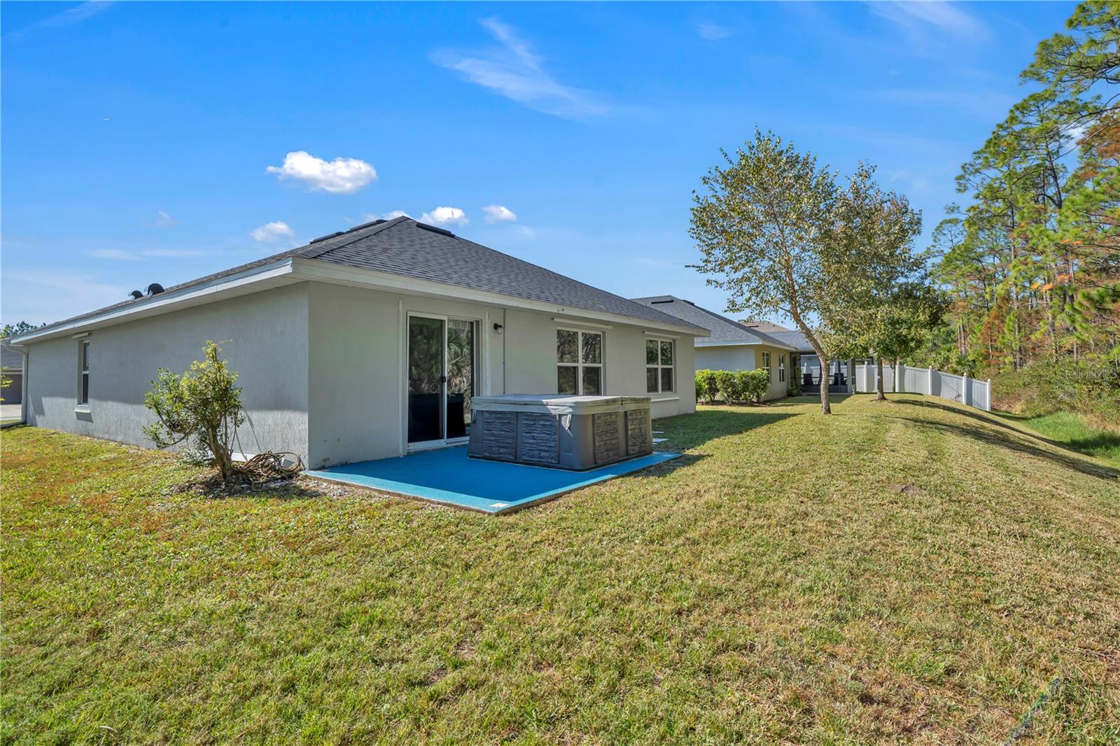 Image 18 of 25 For 73 Pergola Place