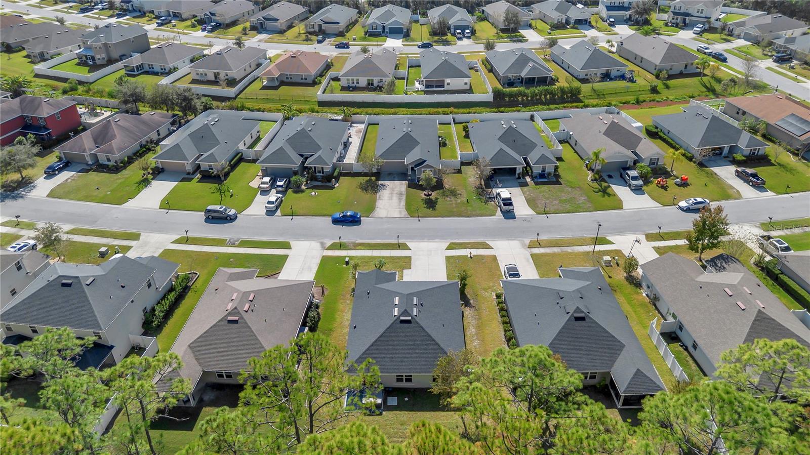 Image 23 of 25 For 73 Pergola Place