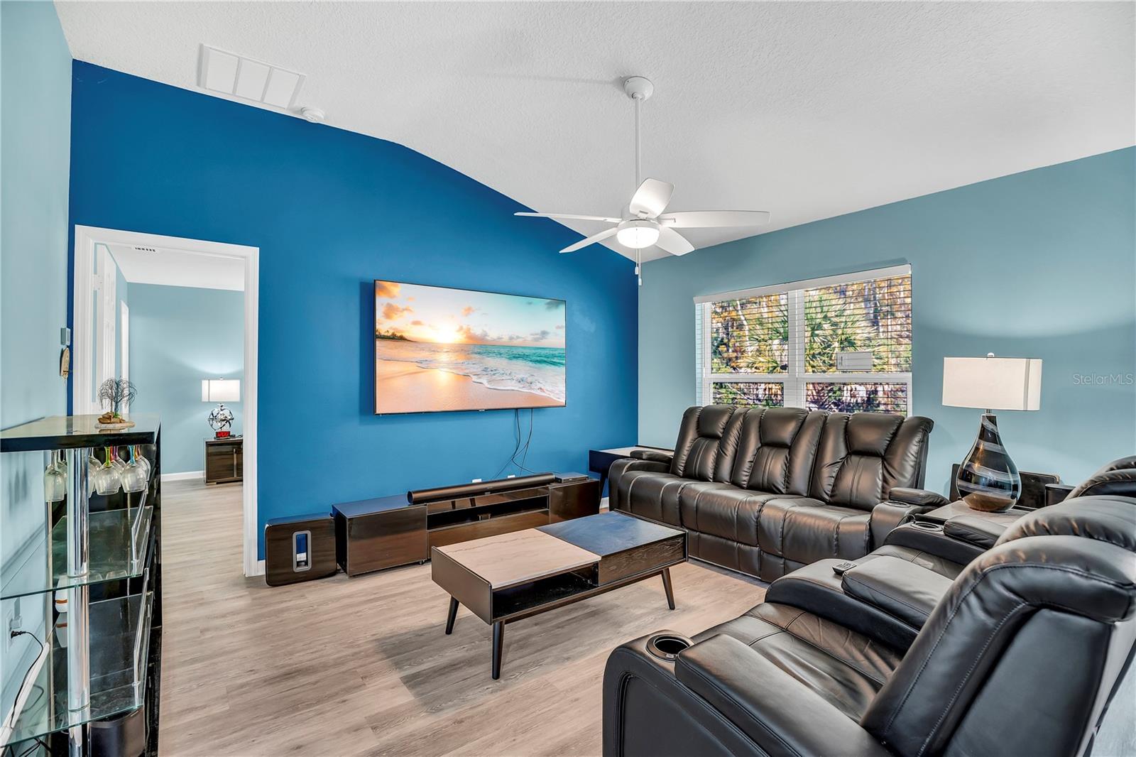 Image 7 of 25 For 73 Pergola Place